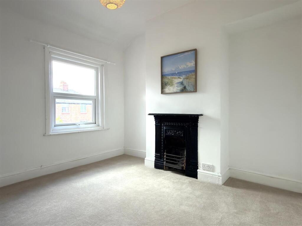 House in Lytham St Annes, Lytham - More