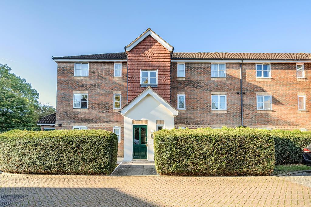 Main image of property: 78 Whitehead Way, Aylesbury, HP21