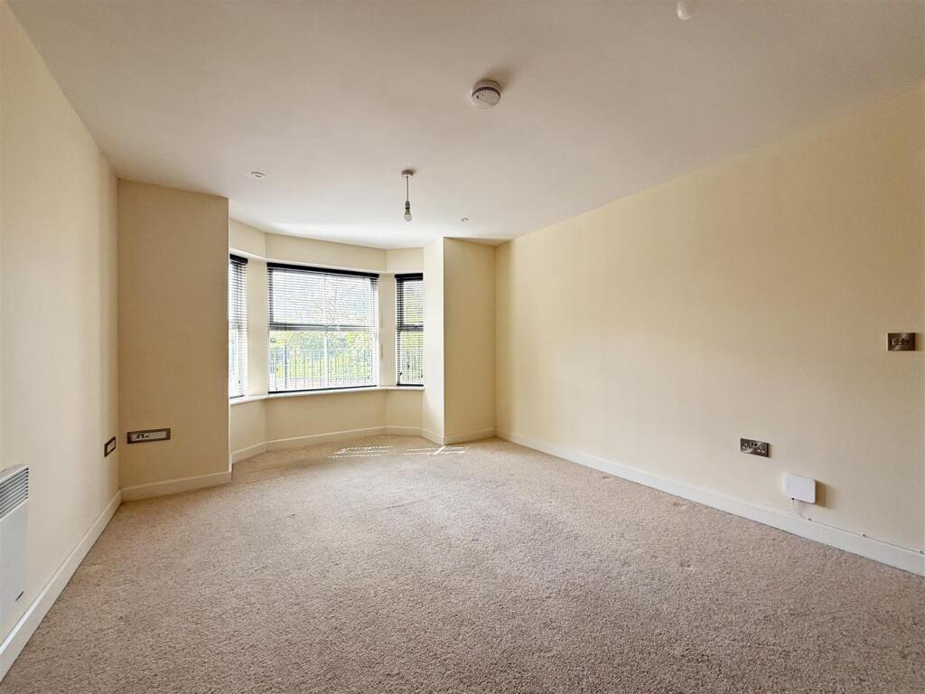 Bromley Court, Copthorne Road, Shrewsbury - View 3