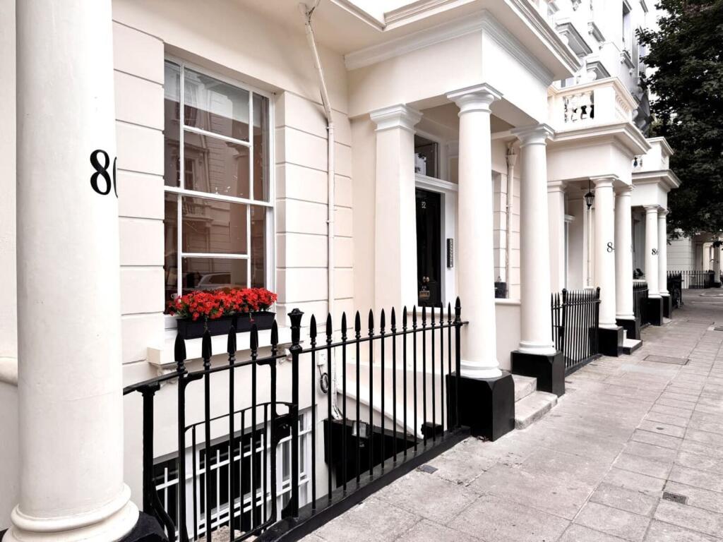 Gloucester Street, Pimlico, London, SW1V