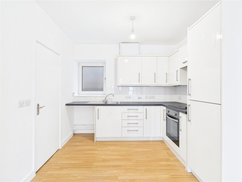 Apartment in Bristol, Brislington - View 3