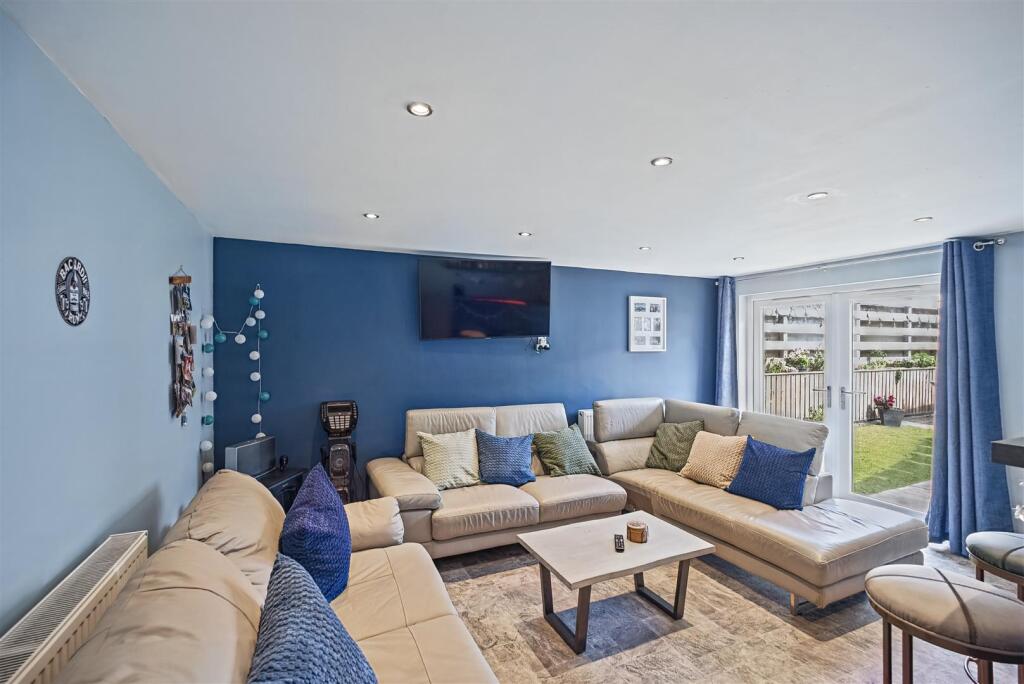 House in Stonehouse, South Lanarkshire - View 5