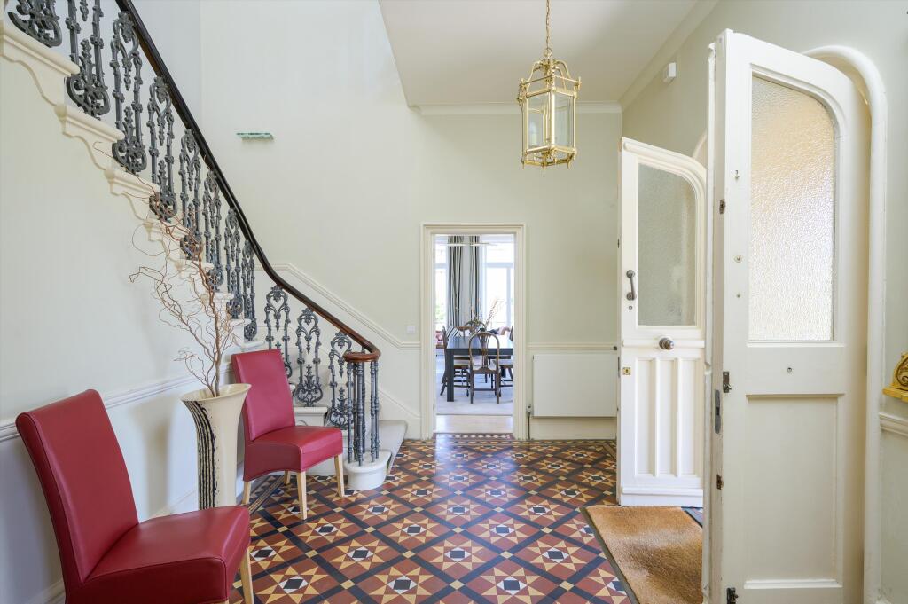 House in Bath - View 4