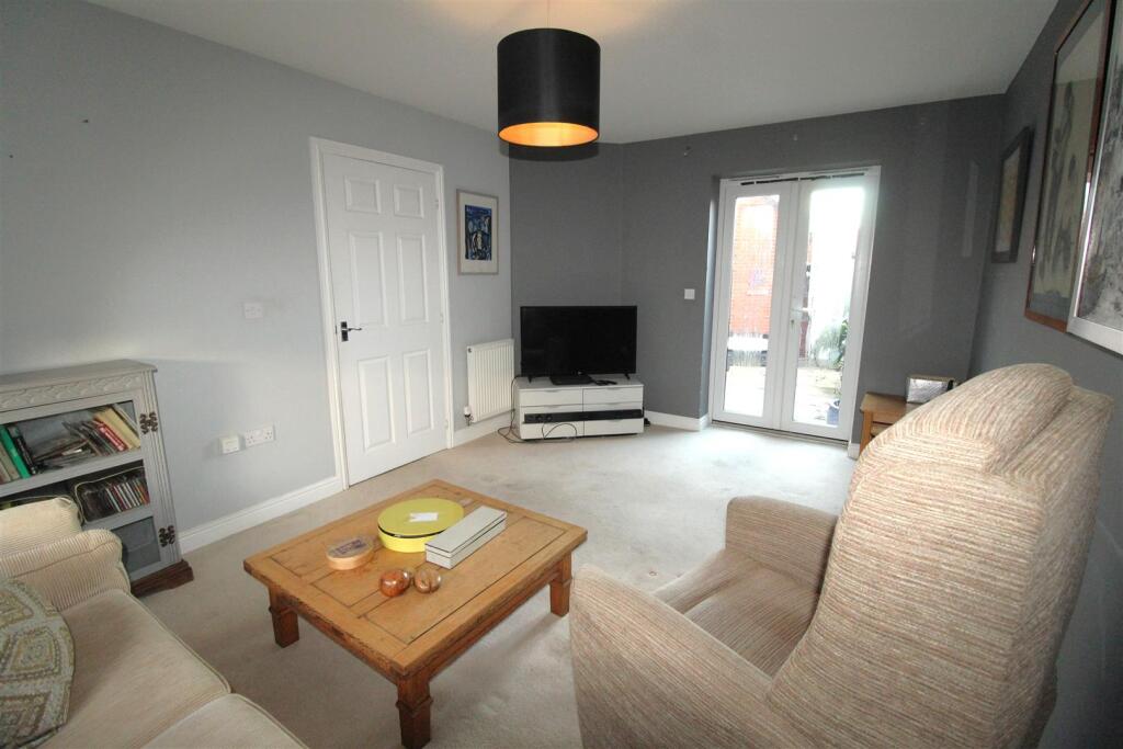 House in Minster-on-Sea, Merryman's Hill - View 3