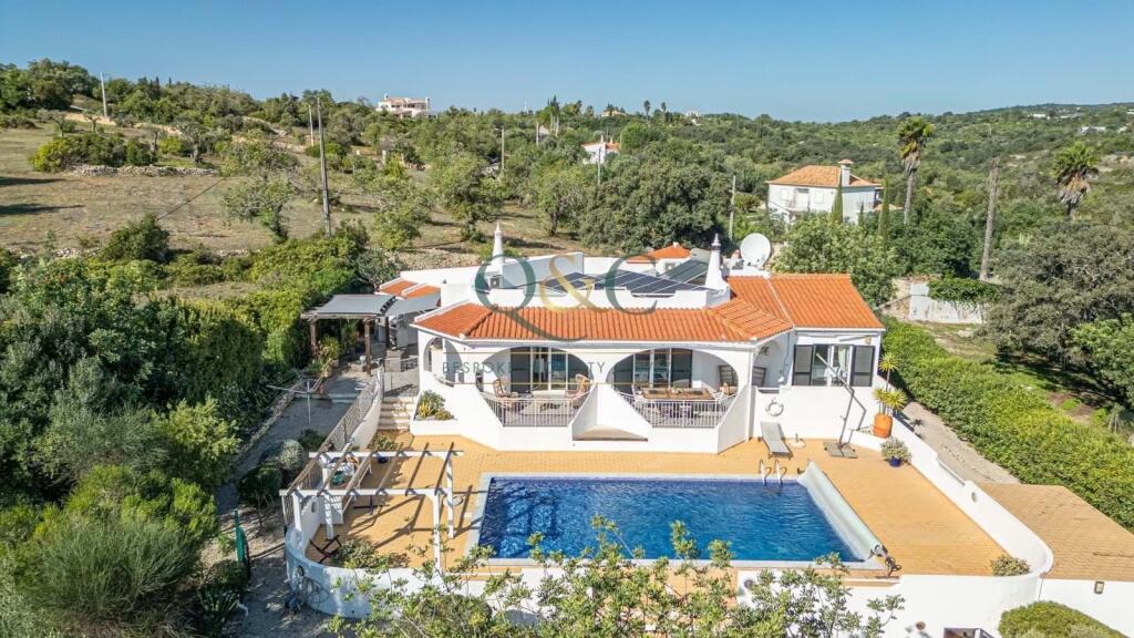 Main image of property: Algarve, Santa Bárbara de Nexe