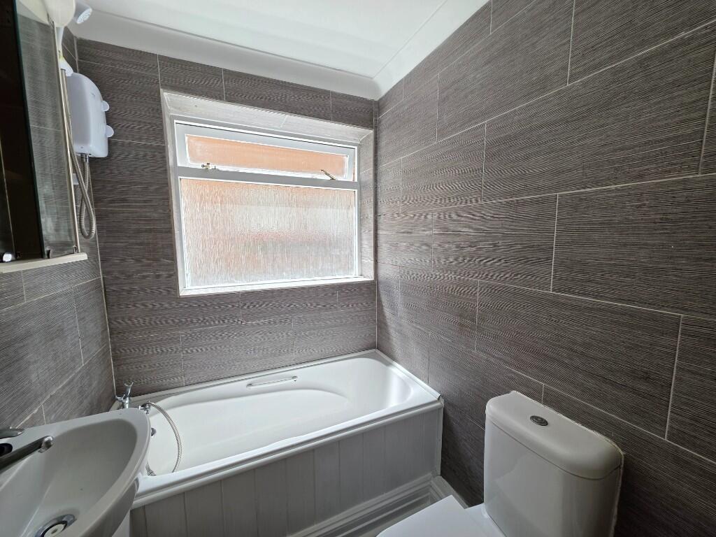 House in Maldon - View 5