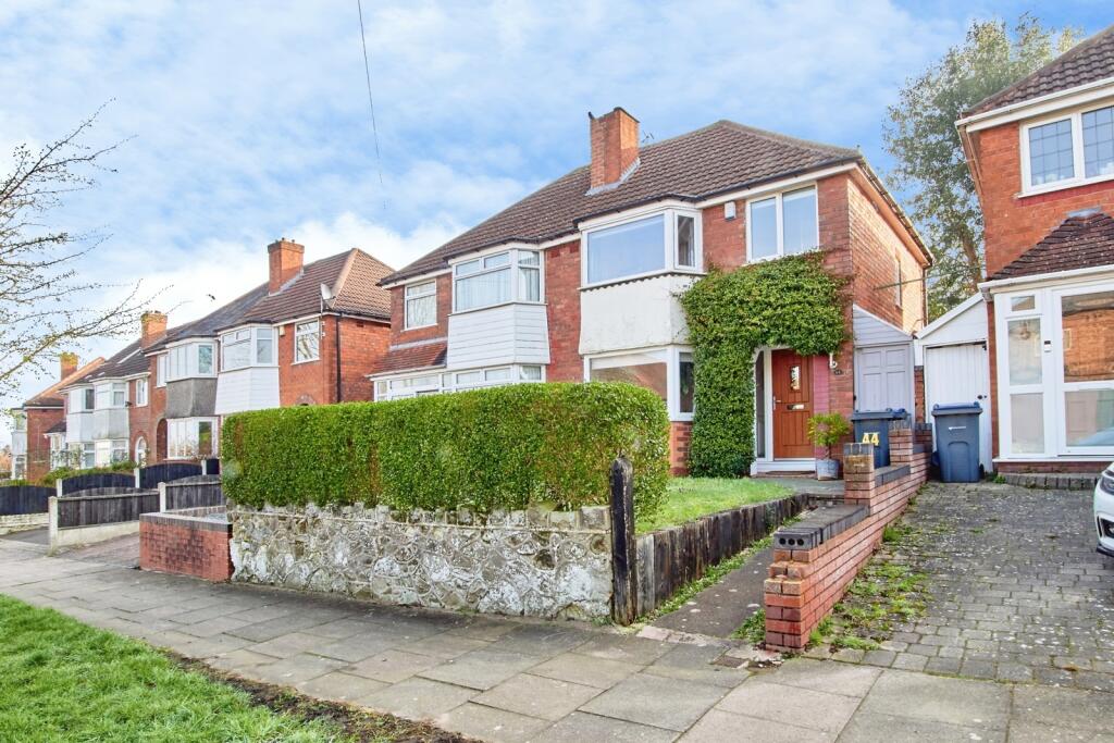 Main image of property: Green Acres Road, Birmingham, West Midlands, B38