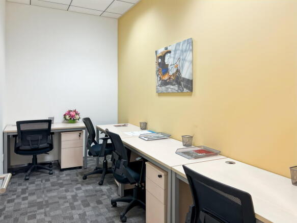 Photo 4
