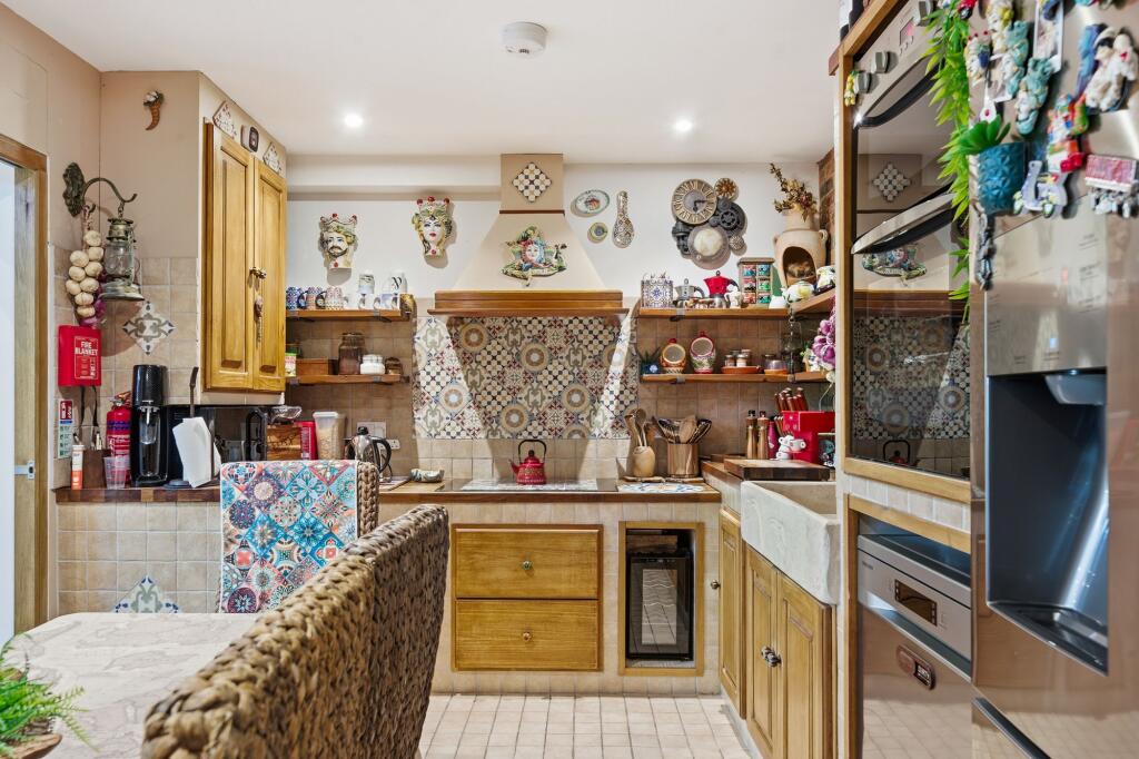 House in Cambridge, Cherry Hinton - View 6