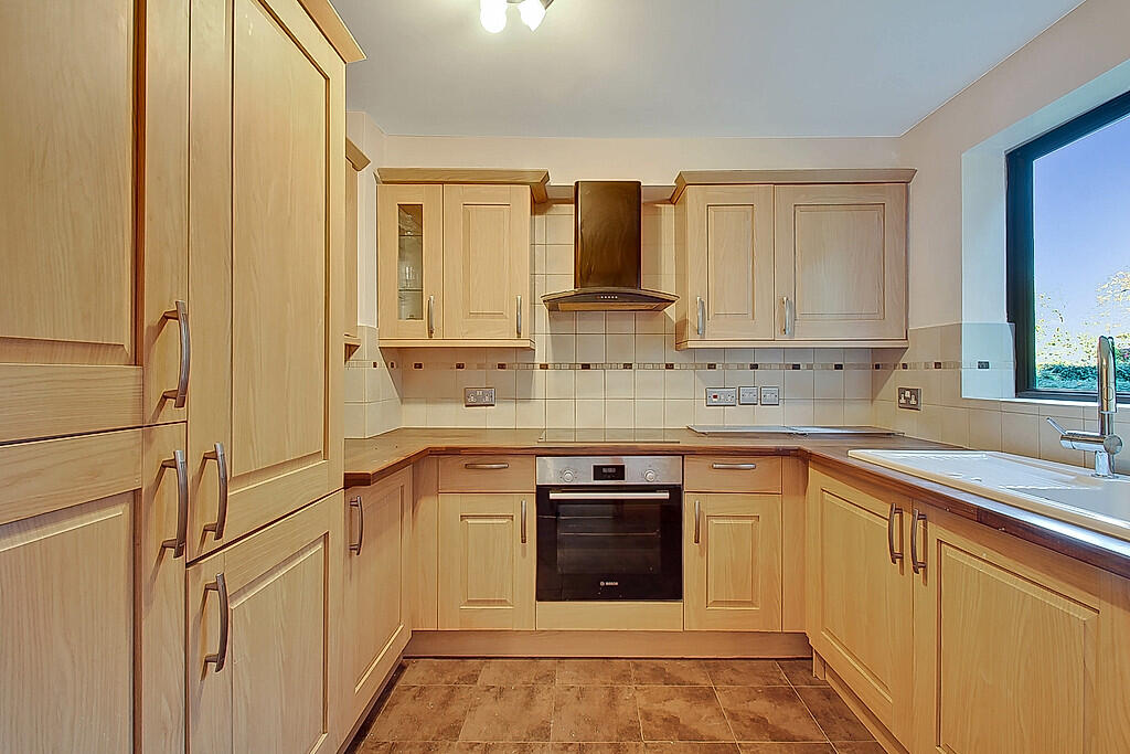 37 Hawarden Hill, Dollis Hill, London, NW2 7BR photo 5