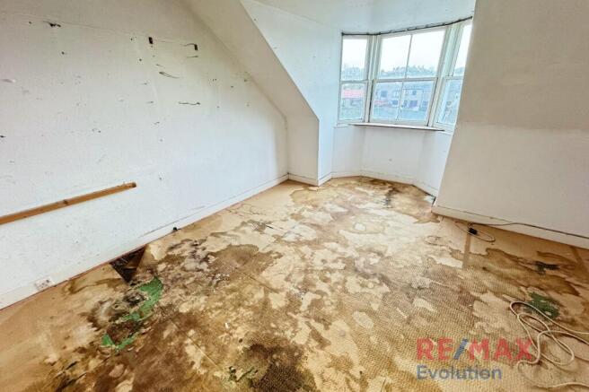 Upper Floor Room