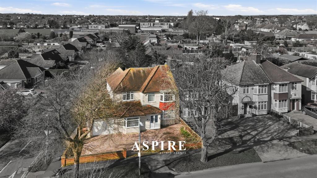 4-bed detached on Bradleigh Avenue, Grays, £800,000