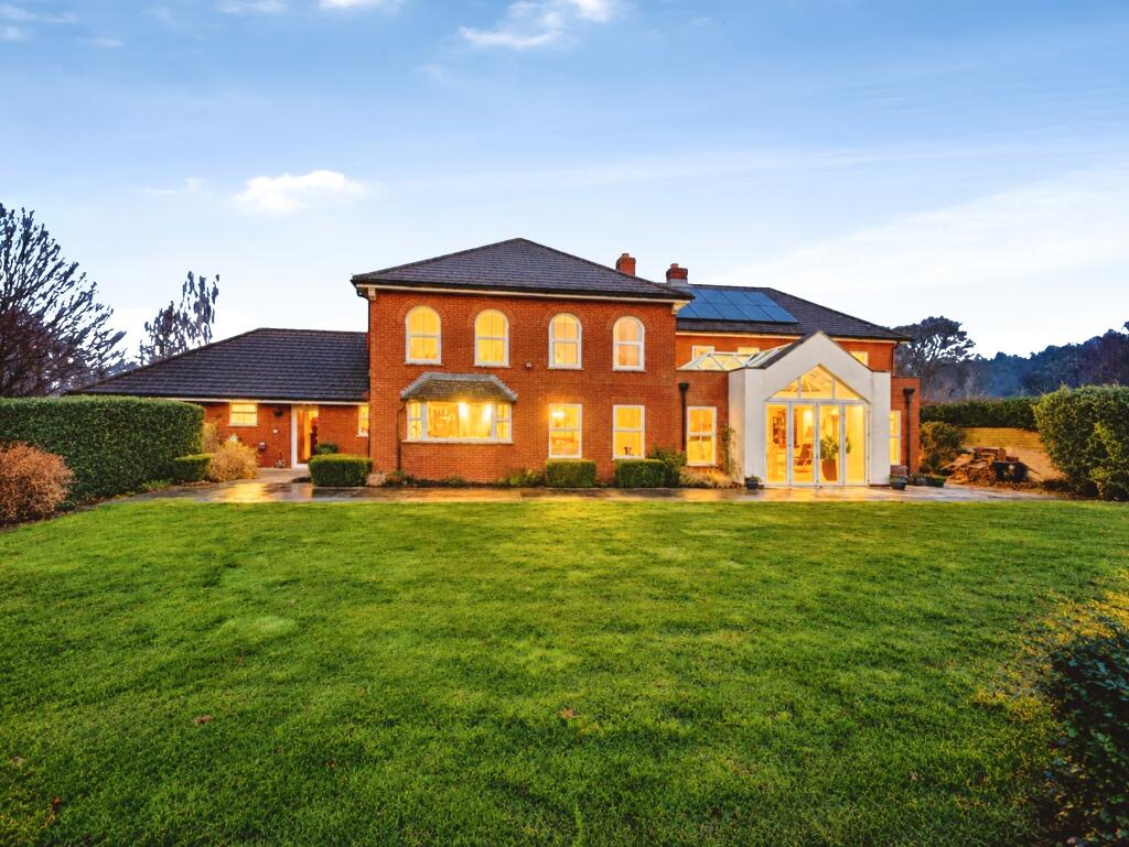 House in Exeter - View 2