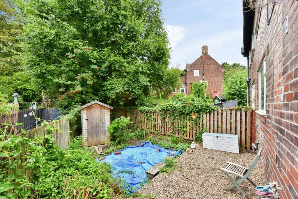 House in Sheffield, Normanton Spring, Frecheville - View 4