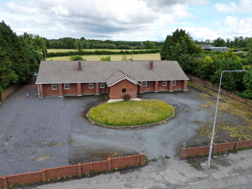 Main image of property: River Shannon Lodge, Rooskey