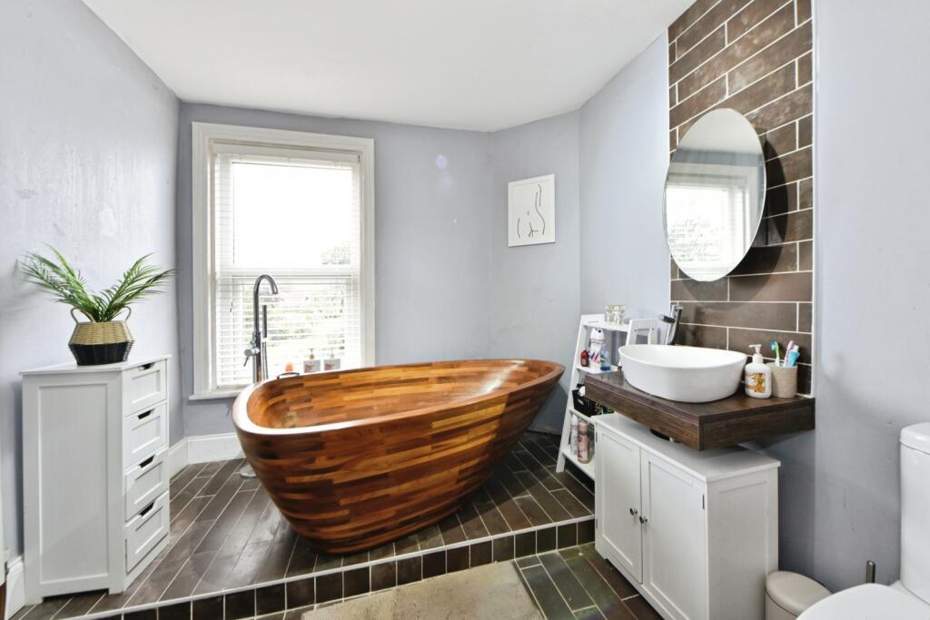 House in Sefton, Liverpool City Region - More