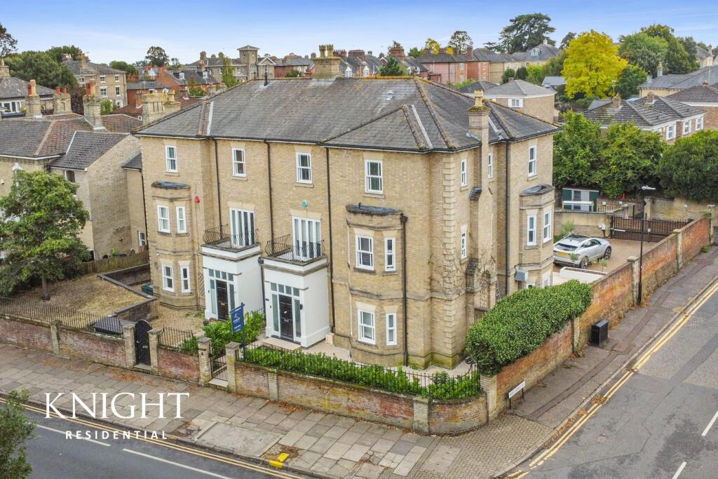 Main image of property: Lexden Road, Colchester, CO3