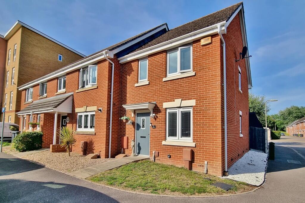 Main image of property: Little Hackets, Leigh Park