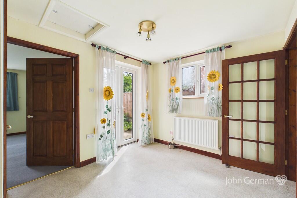 Knowles Hill, Rolleston-on-Dove photo 4