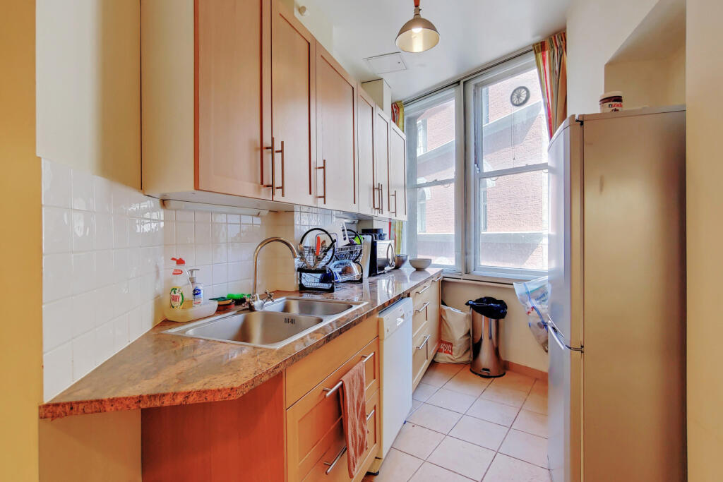 Apartment in London, City of Westminster - View 5