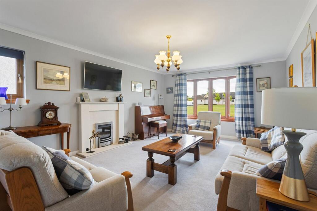 House in Edinburgh, West Lothian - View 2