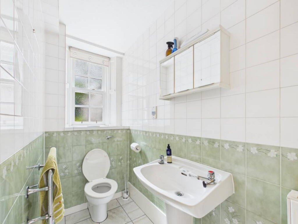 Apartment in Aberdeen, Ferryhill, Ferryhill and Ruthrieston - More