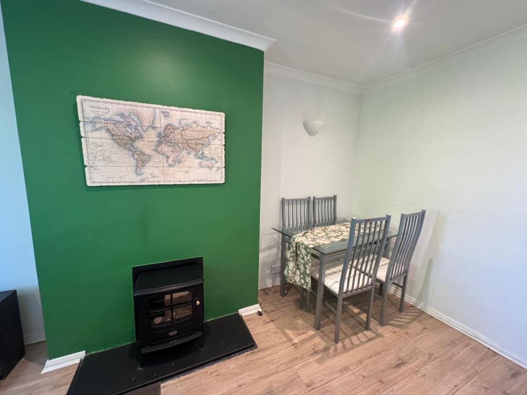 Apartment in London - View 2