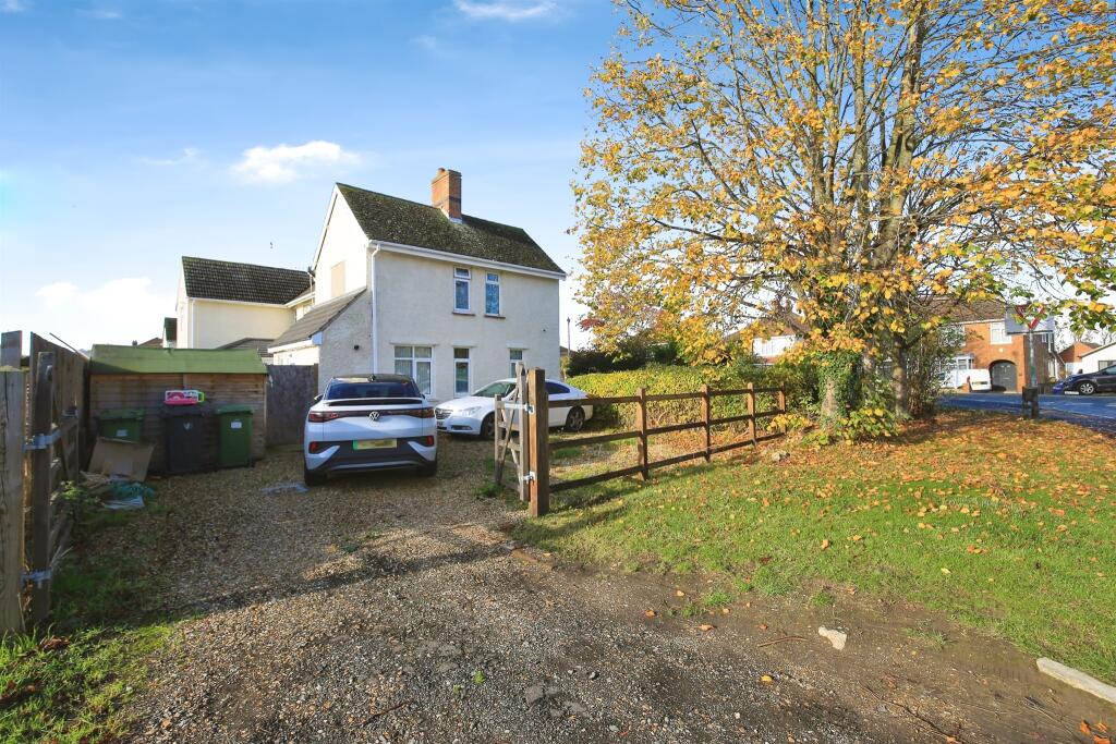 Main image of property: Broadway, Yaxley, Peterborough