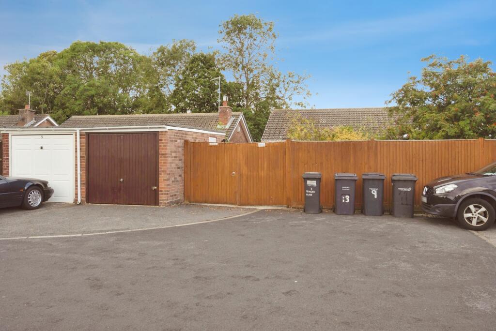 House in Portsmouth - View 4