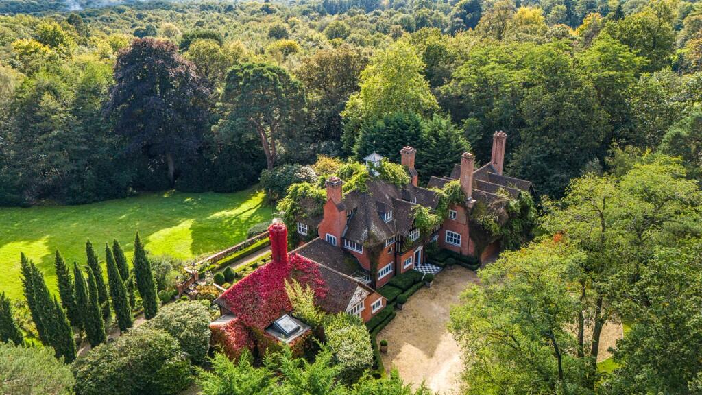 Main image of property: Seven Hills Road, Walton-On-Thames, Surrey, KT12