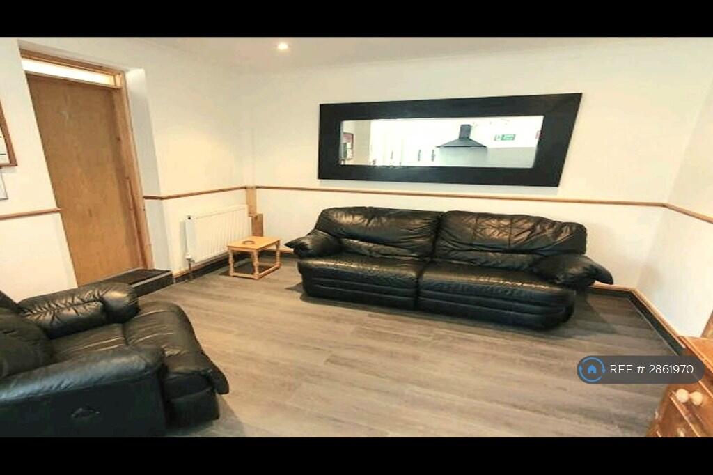 Additional image 14 of Chatsworth Road, Poole, BH14