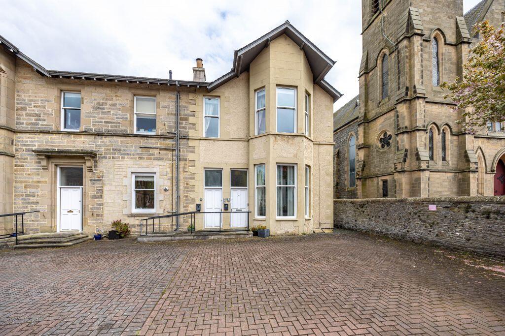 Main image of property: Flat 4 Thorncroft House, Scotts Place, Selkirk, TD7 4LN
