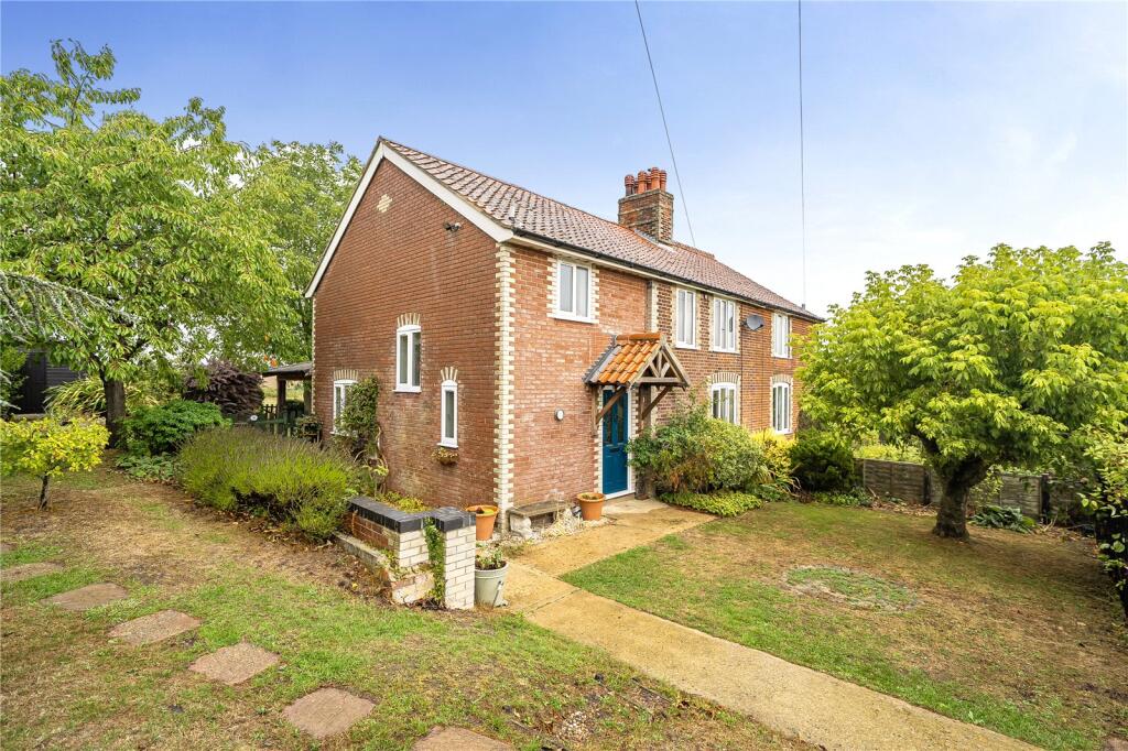 4-bed semi-detached on Great Bricett, Ipswich, Suffolk, IP7, £495,000