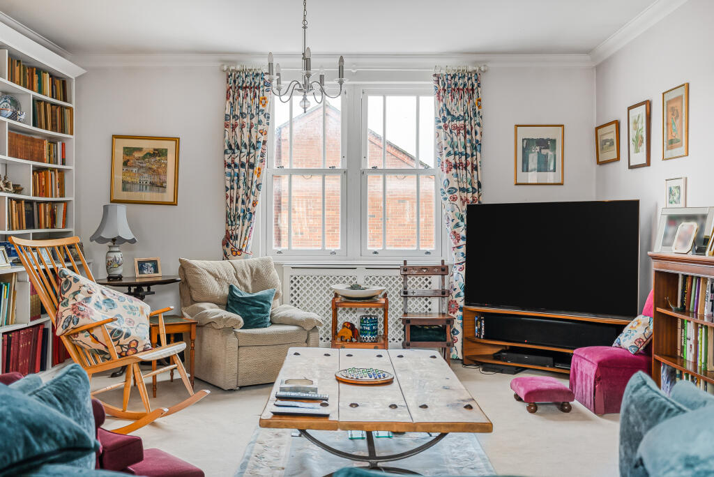 Additional image 5 of Miller Close, Redbourn, AL3