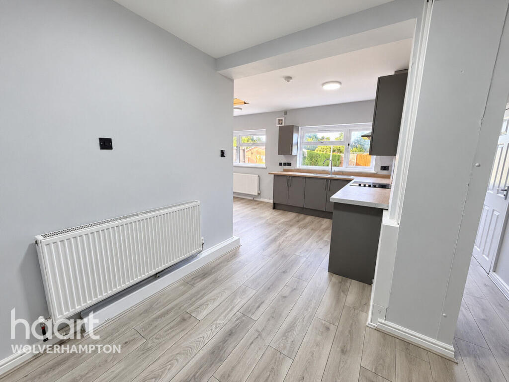 House in Wolverhampton, Wood End - View 5