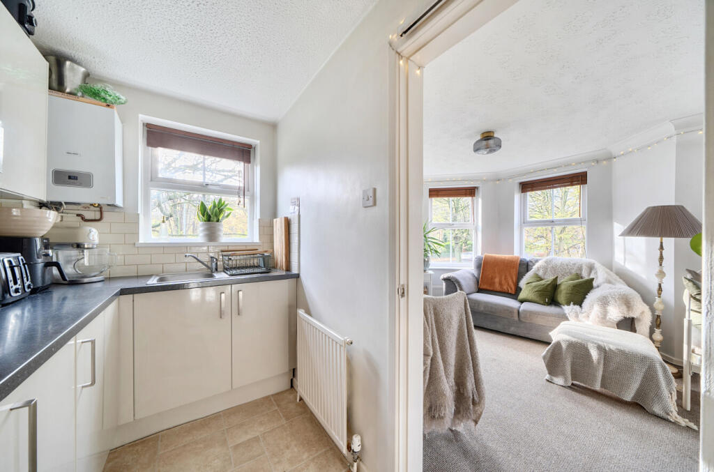 Bridgewater Court, Grove Lane, Headingley, Leeds, LS6 photo 4