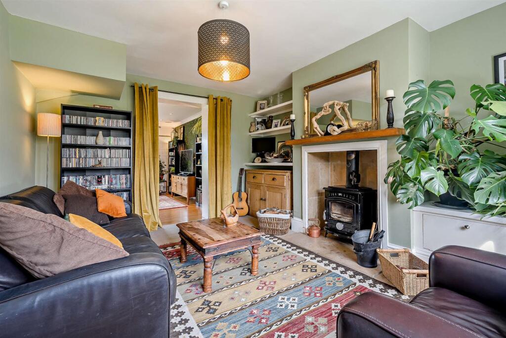 Poole Keynes, Near Cirencester photo 4