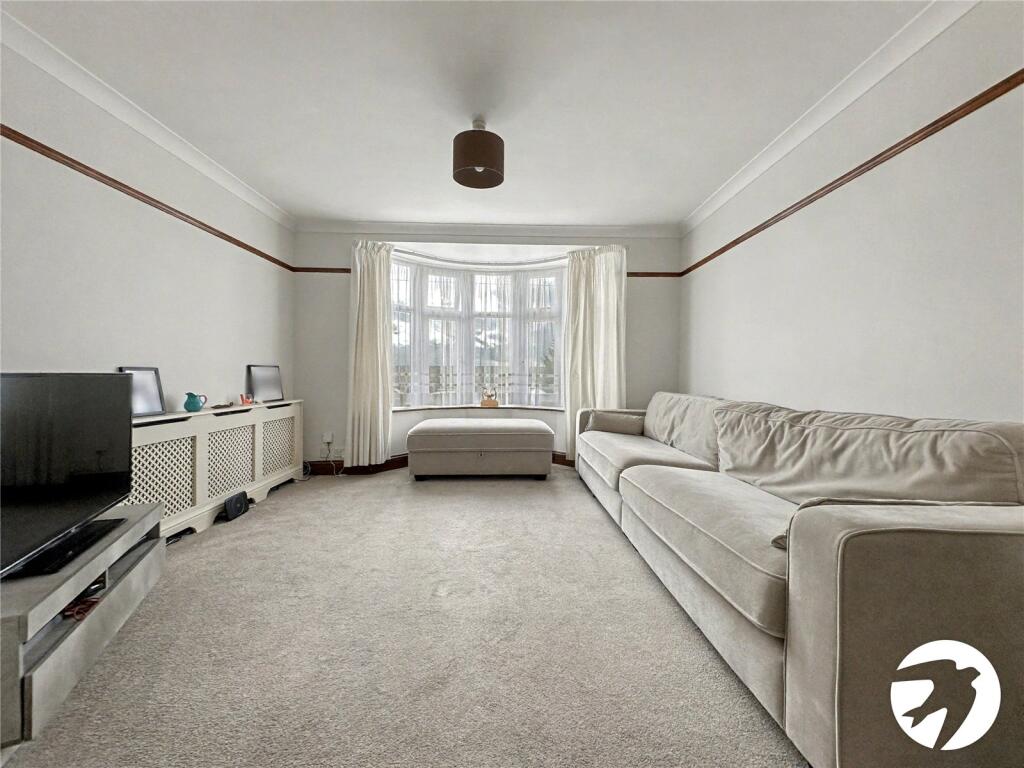House in Gillingham, Medway - View 4