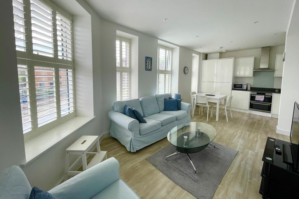 Apartment in Guildford - View 3