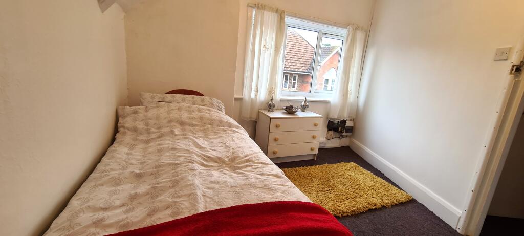 Main image of property: Oakmount Avenue, Southampton, SO17