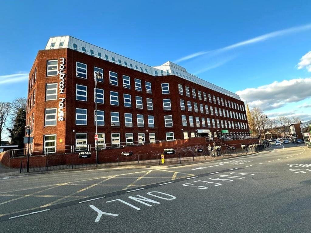 Maybrook House, Queensway, Halesowen, B63 4AH