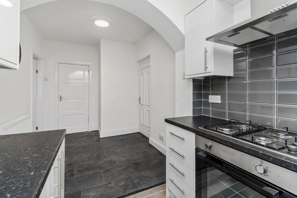 Beechwood Grove, Prescot, L35 photo 4