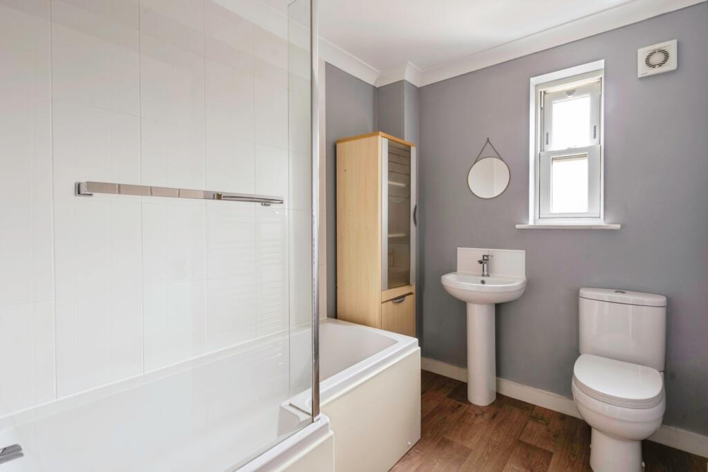 Apartment in Portsmouth - View 5