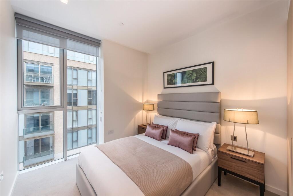 Apartment in London - View 5