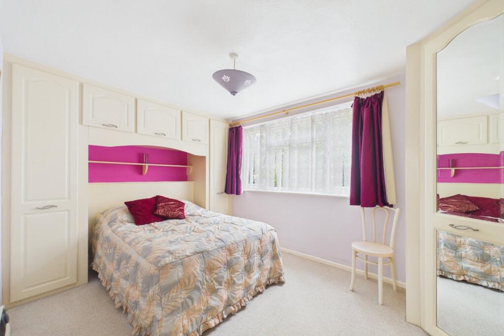 Apartment in Bracknell - View 5