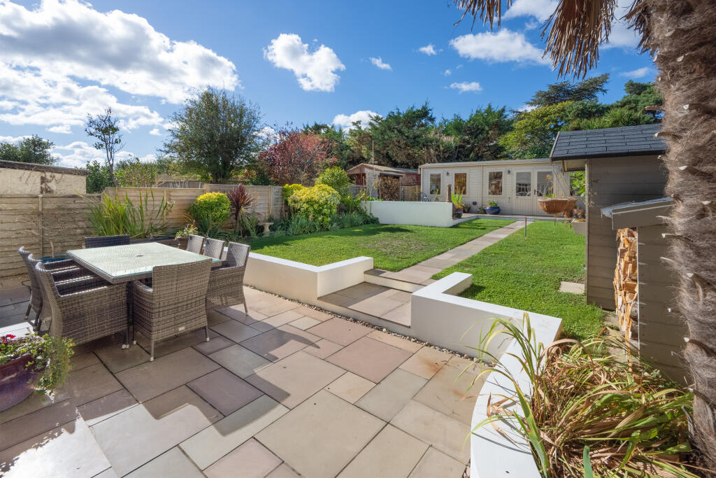 House in Canterbury - View 2
