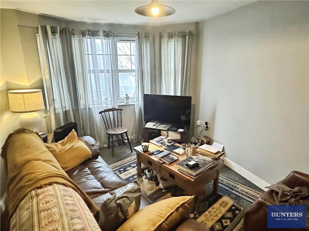 Apartment in Halifax - View 3