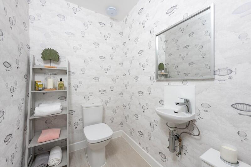 Graze Hill, 
Bedford, 
MK44 2FL photo 5
