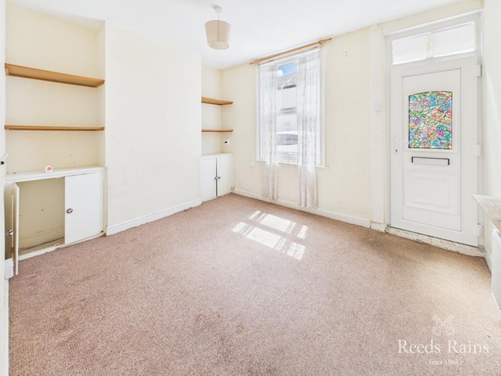 Hoxton Road, Scarborough, North Yorkshire, YO12 photo 3