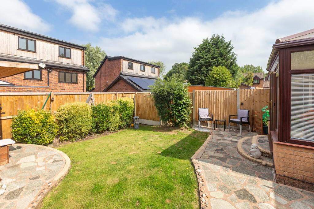 House in Preston, Bamber Bridge - More